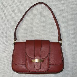 TIME and TRU Small Burgundy Pebbled Faux Leather Hobo Bag Purse